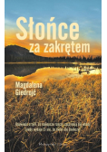 Słońce za zakrętem