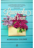 Ławeczka pod bzem