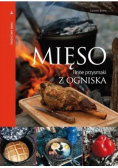 Tradycyjny smak Mięso i inne przysmaki z ogniska