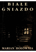 Białe gniazdo