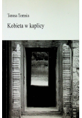 Kobieta w kaplicy