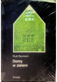 Domy w zieleni