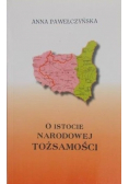 O istocie narodowej tożsamości