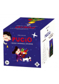 Pucio i Misia ubierają choinkę