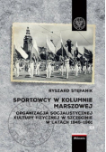 Sportowcy w marszowej kolumnie