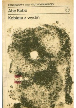 Kobieta z wydm