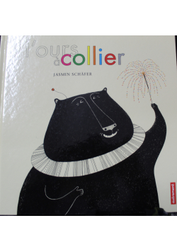 L ours a collier