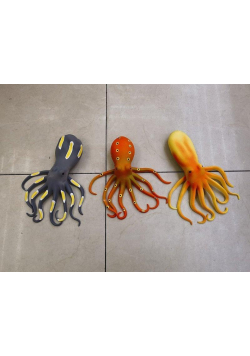 Gniotek ośmiornica 15cm MIX
