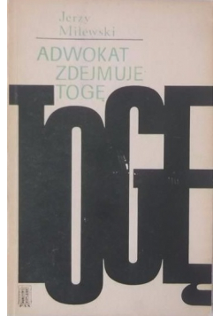 Adwokat zdejmuje togę